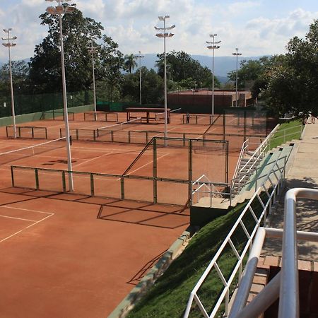 Club Campestre De Bucaramanga Hotel Floridablanca Eksteriør billede