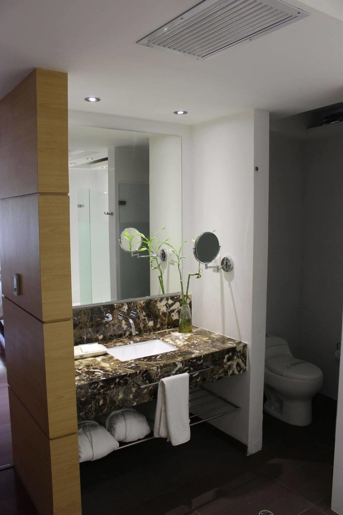 Club Campestre De Bucaramanga Hotel Floridablanca Eksteriør billede